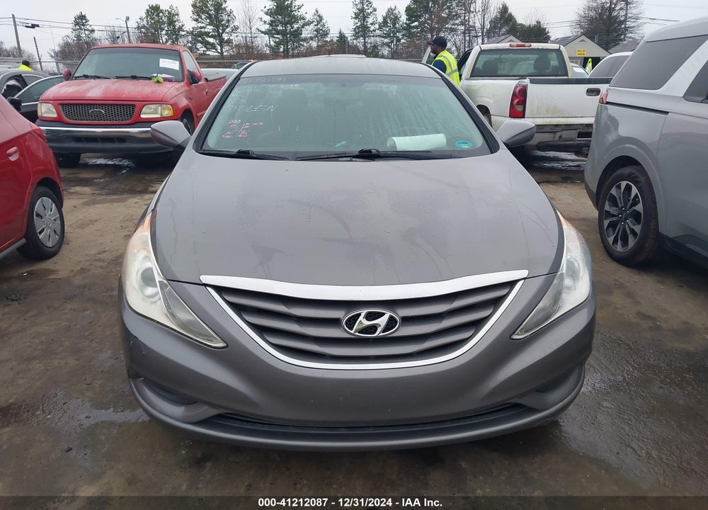 2012 HYUNDAI SONATA GLS VIN: 5NPEB4AC8CH437381