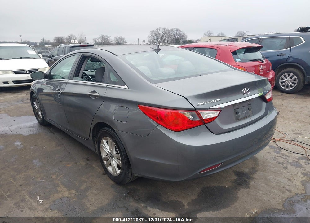 2012 HYUNDAI SONATA GLS VIN: 5NPEB4AC8CH437381