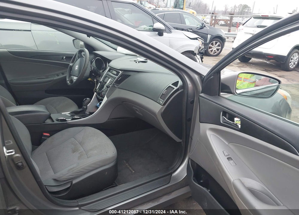 2012 HYUNDAI SONATA GLS VIN: 5NPEB4AC8CH437381