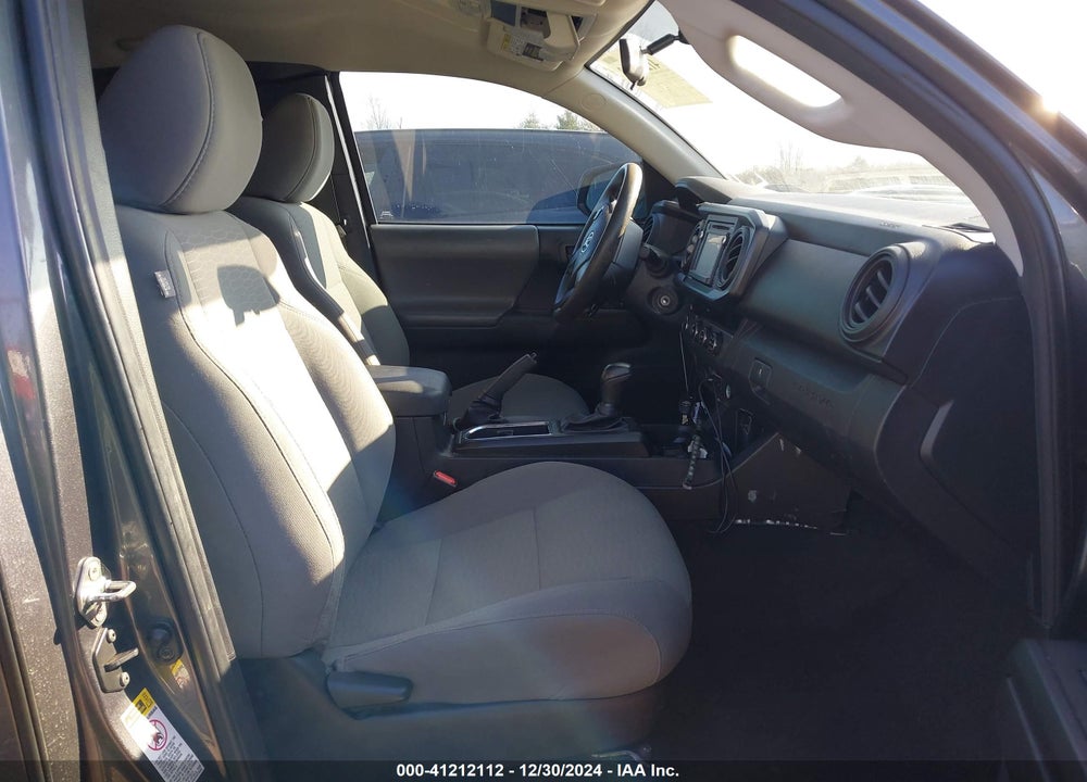 2017 TOYOTA TACOMA SR VIN: 5TFSX5EN4HX054278