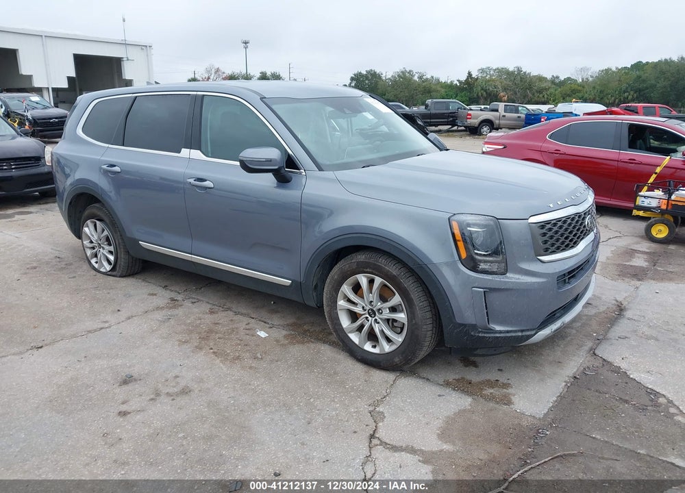 2020 KIA TELLURIDE LX VIN: 5XYP24HC7LG008576
