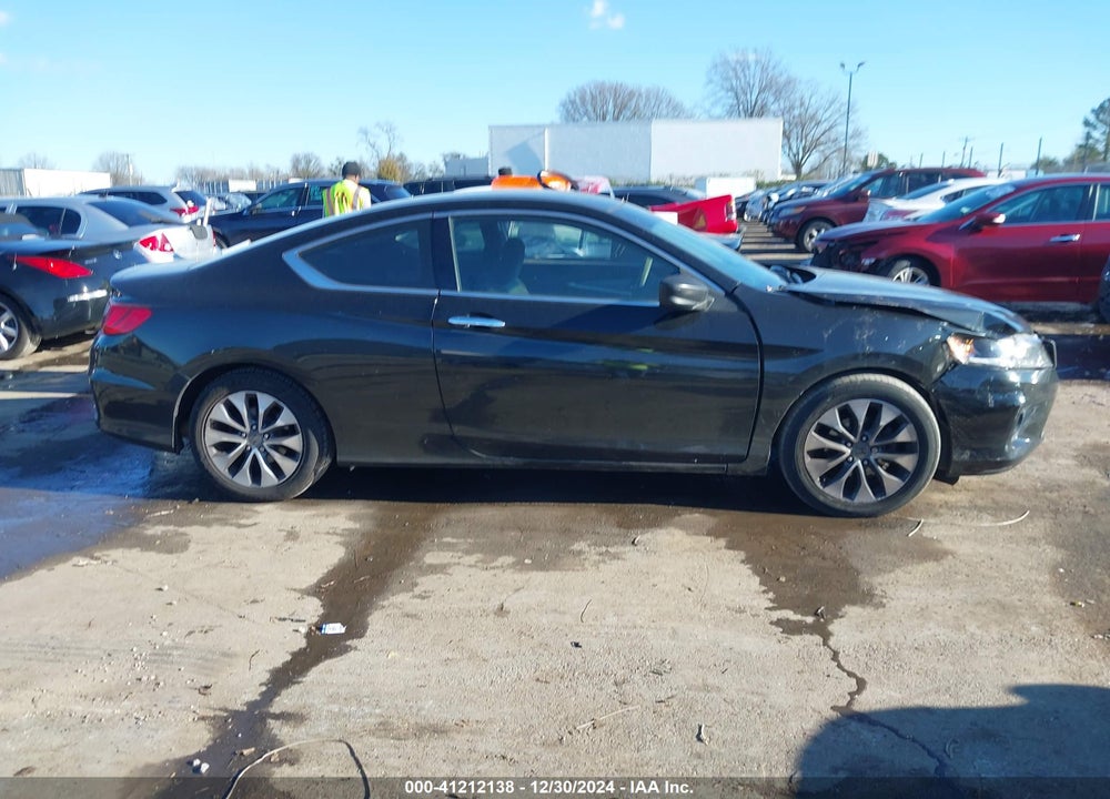 2013 HONDA ACCORD VIN: 1HGCT1B33DA013277