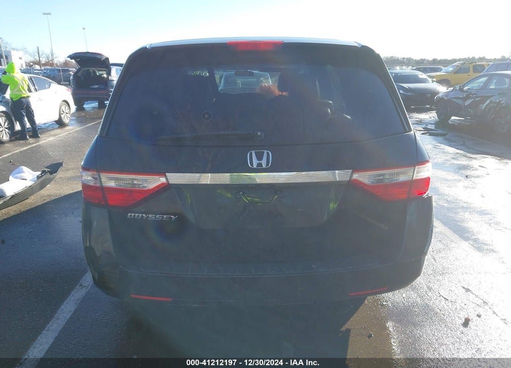 2011 HONDA ODYSSEY EX VIN: 5FNRL5H47BB069047