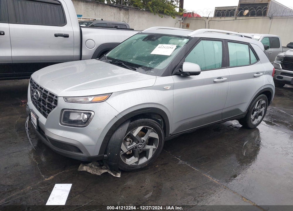 2022 HYUNDAI VENUE SEL VIN: KMHRC8A35NU134584