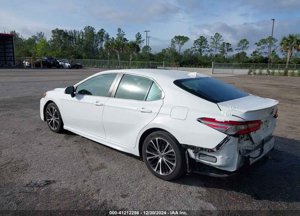 2019 TOYOTA CAMRY VIN: 4T1B11HK7KU754618