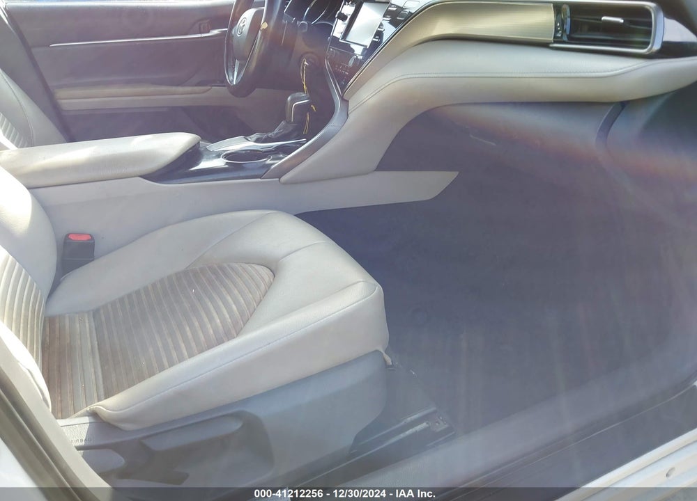 2019 TOYOTA CAMRY VIN: 4T1B11HK7KU754618