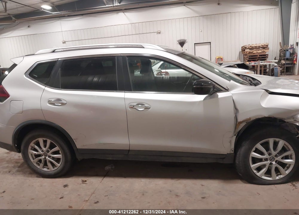 2019 NISSAN ROGUE SV VIN: KNMAT2MV9KP554984