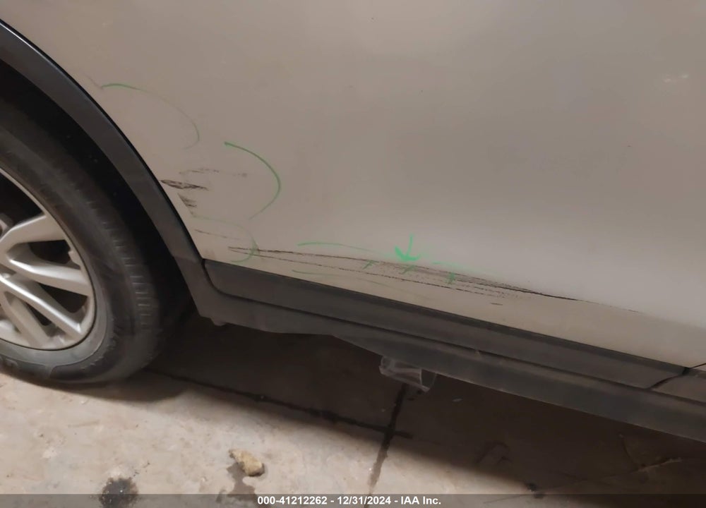 2019 NISSAN ROGUE SV VIN: KNMAT2MV9KP554984