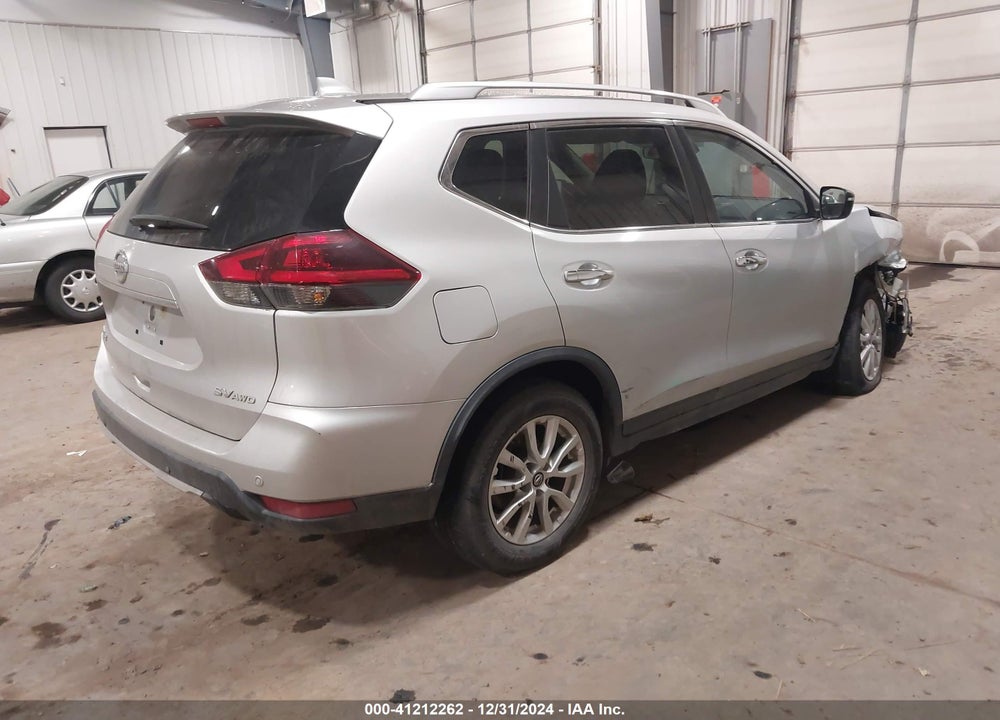 2019 NISSAN ROGUE SV VIN: KNMAT2MV9KP554984
