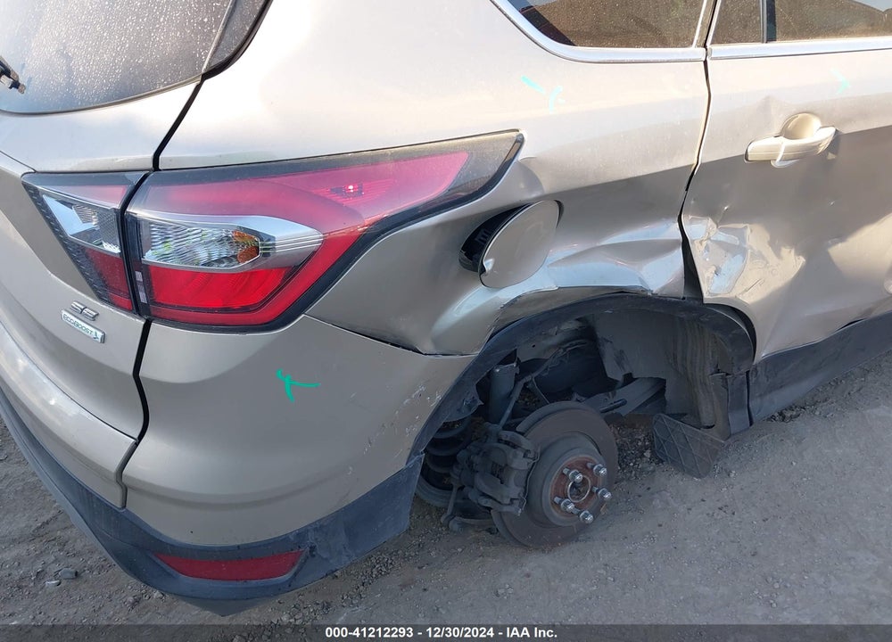 2017 FORD ESCAPE VIN: 1FMCU0GDXHUB52328