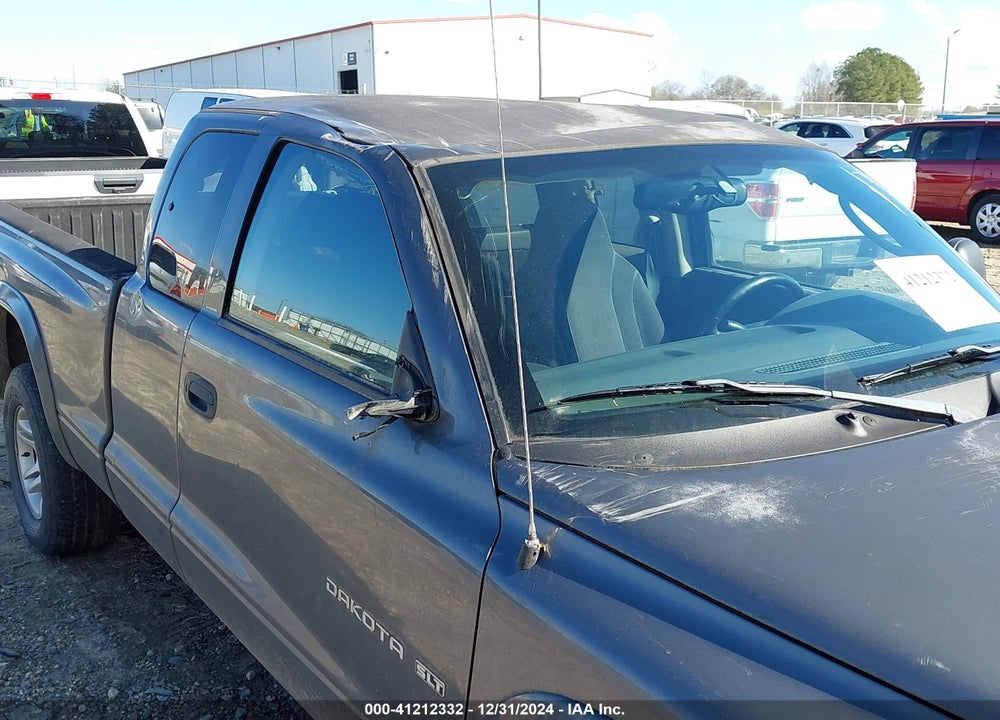 2002 DODGE DAKOTA SLT VIN: 1B7GG42N42S503869