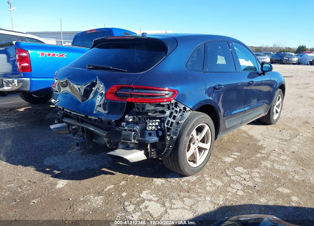 2017 PORSCHE MACAN VIN: WP1AA2A5XHLB07458