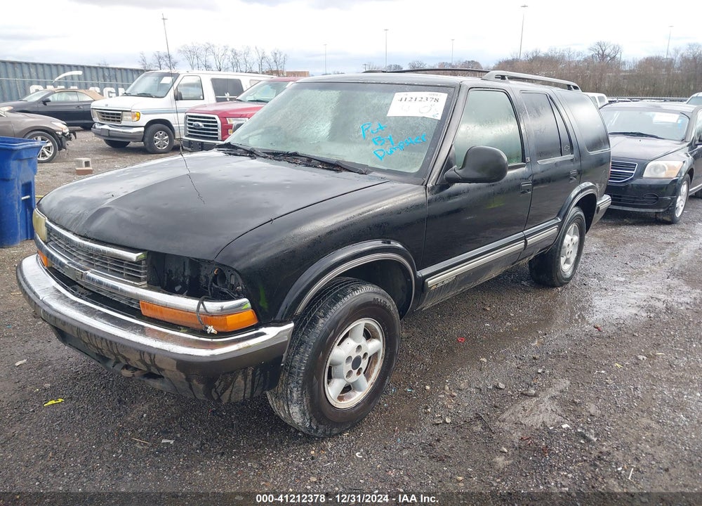 1998 CHEVROLET BLAZER LS VIN: 1GNDT13W1W2174436
