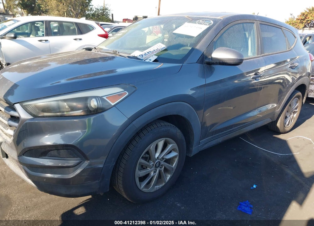 2018 HYUNDAI TUCSON SE VIN: KM8J23A41JU811393