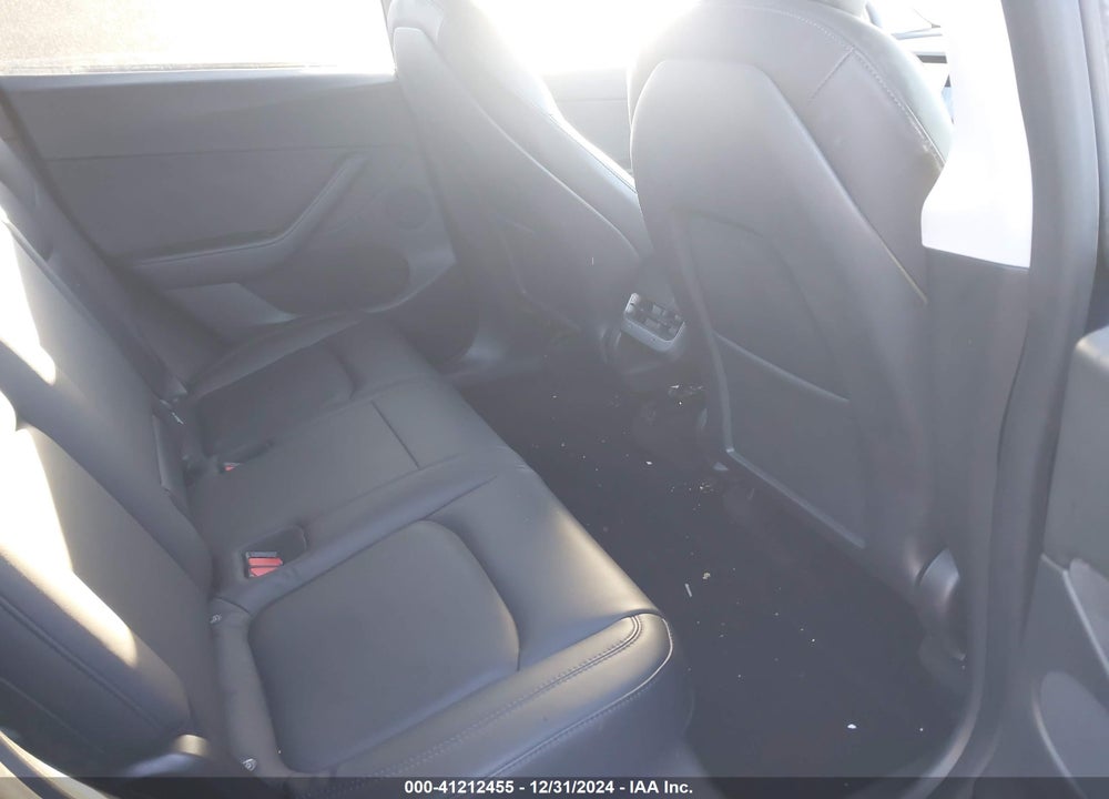 2020 TESLA MODEL Y LONG RANGE DUAL MOTOR ALL-WHEEL DRIVE VIN: 5YJYGDEE5LF044320