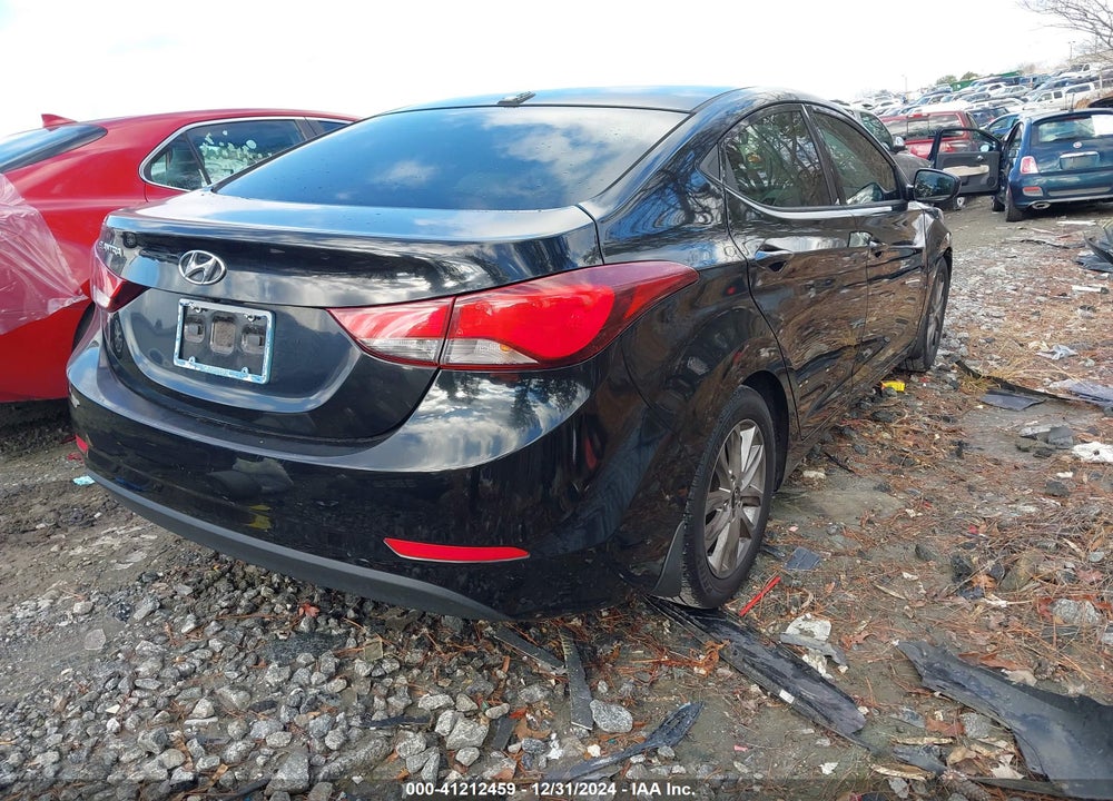 2014 HYUNDAI ELANTRA VIN: KMHDH4AE3EU084404