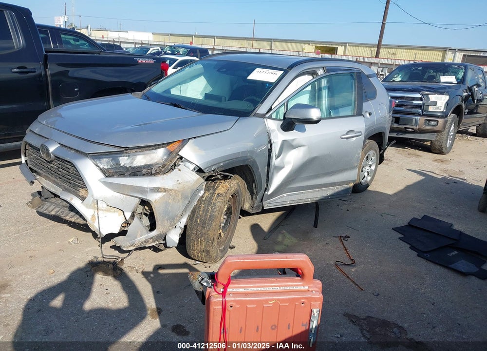 2019 TOYOTA RAV4 LE VIN: 2T3G1RFV5KW042102