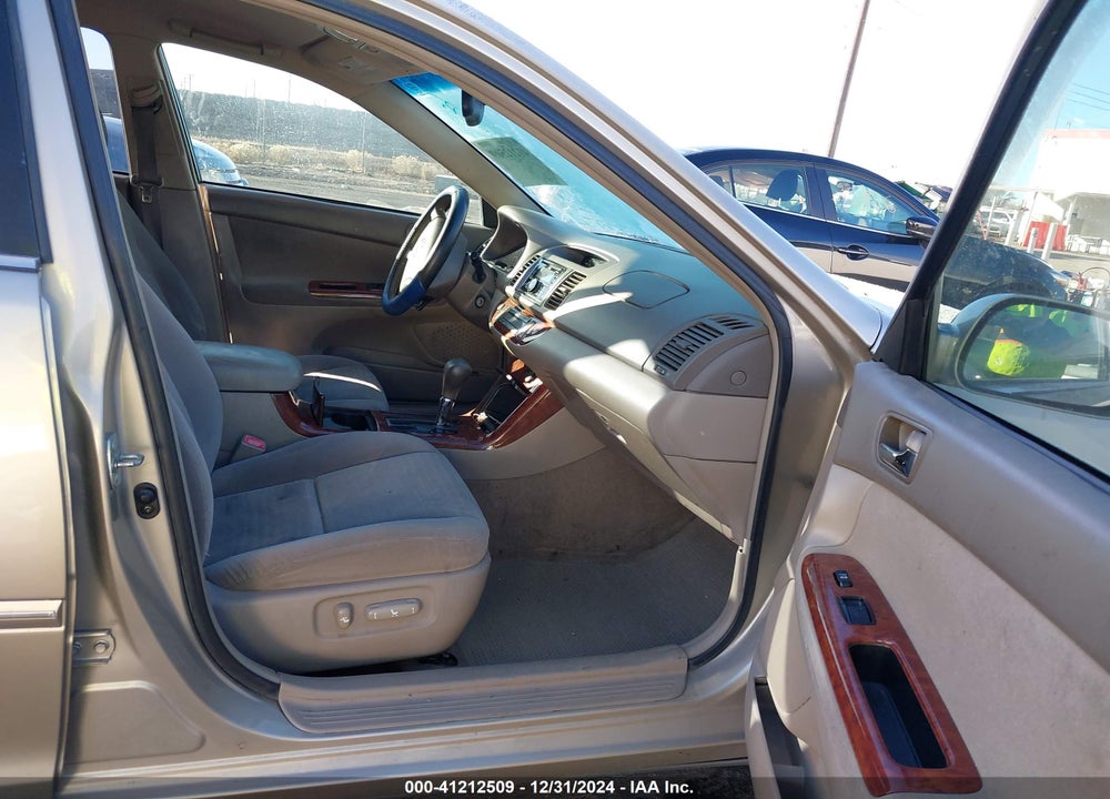 2005 TOYOTA CAMRY XLE VIN: 4T1BE32K35U062661