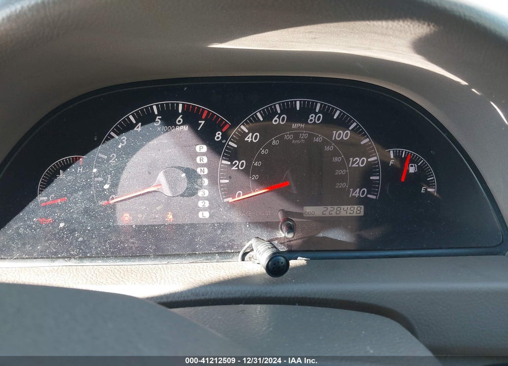 2005 TOYOTA CAMRY XLE VIN: 4T1BE32K35U062661