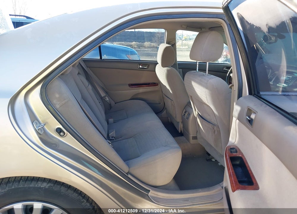 2005 TOYOTA CAMRY XLE VIN: 4T1BE32K35U062661