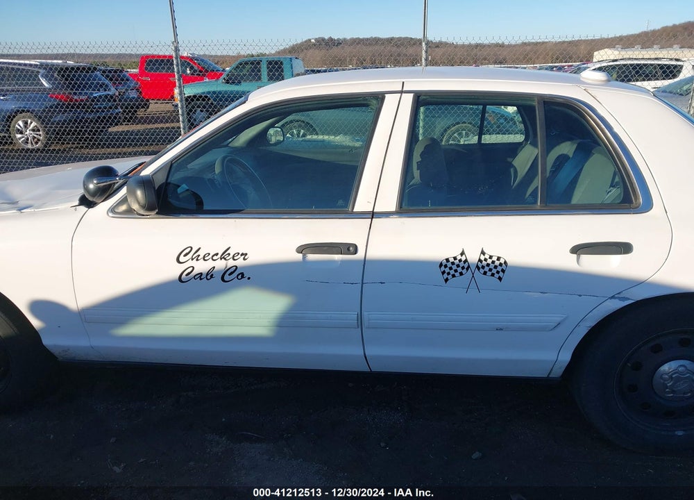 2009 FORD CROWN VICTORIA POLICE/POLICE INTERCEPTOR VIN: 2FAHP71V29X109176