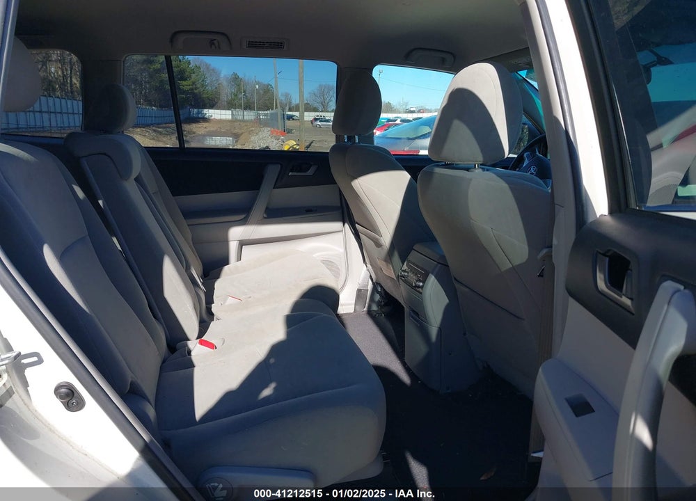 2013 TOYOTA HIGHLANDER BASE PLUS V6 VIN: 5TDZK3EH6DS101676