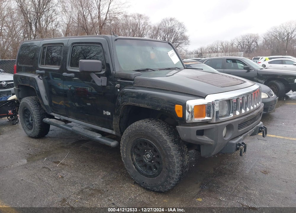 2007 HUMMER H3 SUV VIN: 5GTDN13E378113963