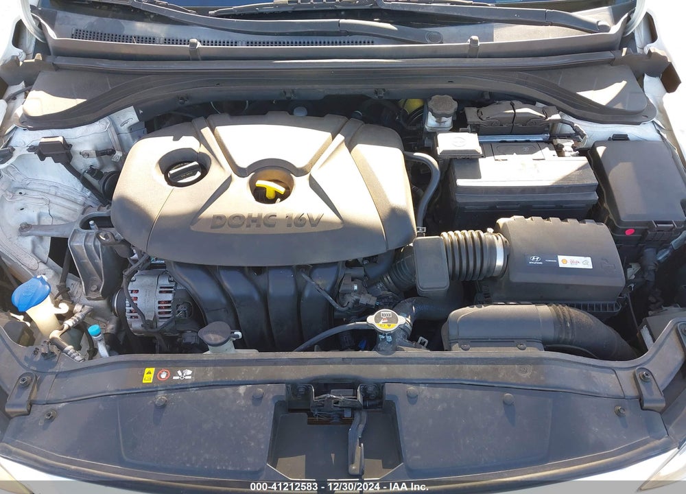 2017 HYUNDAI ELANTRA VIN: 5NPD74LF9HH062788