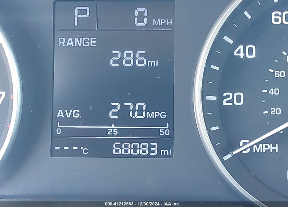2017 HYUNDAI ELANTRA VIN: 5NPD74LF9HH062788