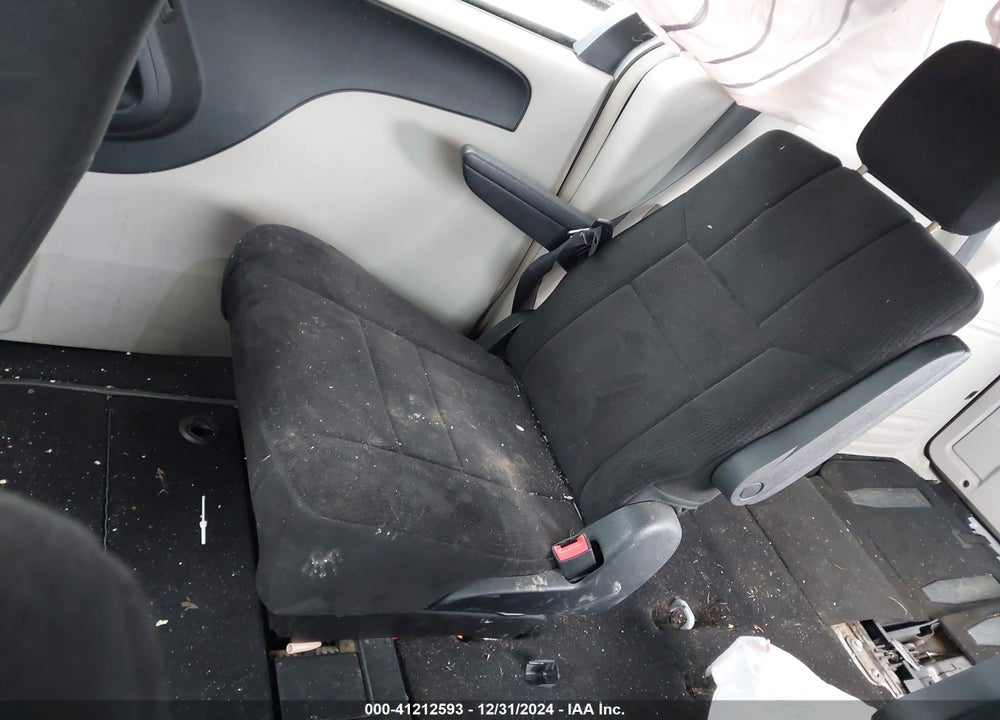 2011 DODGE GRAND CARAVAN CREW VIN: 2D4RN5DGXBR792375