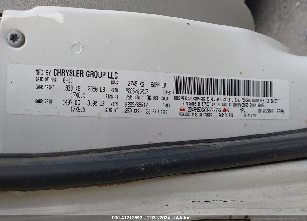 2011 DODGE GRAND CARAVAN CREW VIN: 2D4RN5DGXBR792375