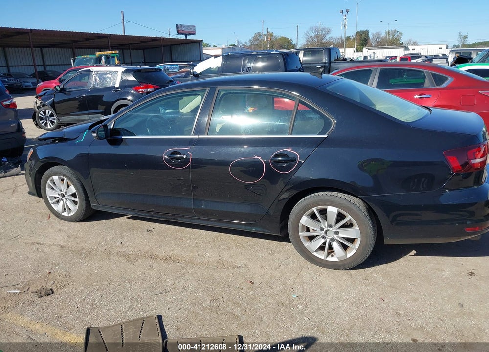 2016 VOLKSWAGEN JETTA VIN: 3VWD67AJ8GM384758