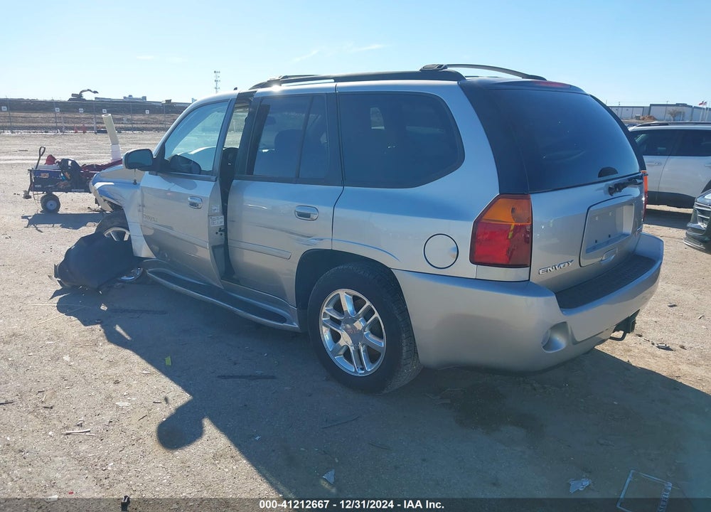 2006 GMC ENVOY DENALI VIN: 1GKET63MX62227549