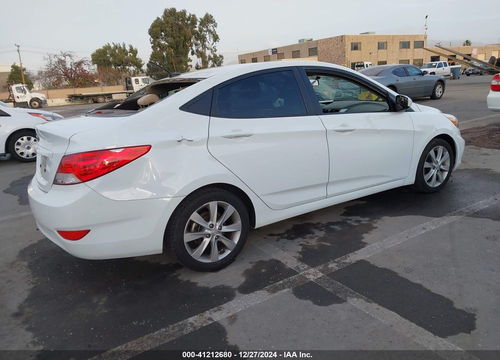 2014 HYUNDAI ACCENT GLS VIN: KMHCU4AE8EU747926