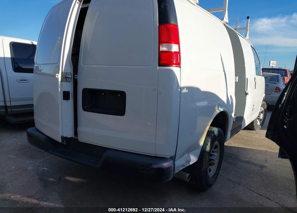 2020 CHEVROLET EXPRESS CARGO RWD 2500 REGULAR WHEELBASE WT VIN: 1GCWGAFG9L1275655