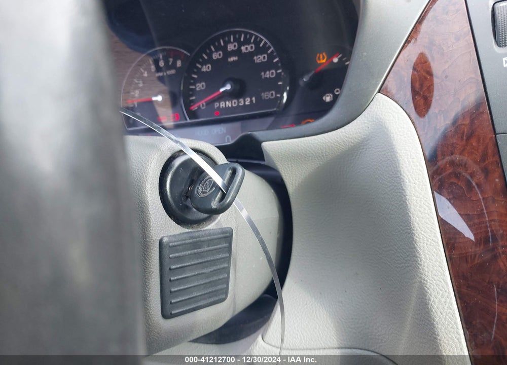 2007 CADILLAC DTS VIN: 1G6KD57Y97U209944