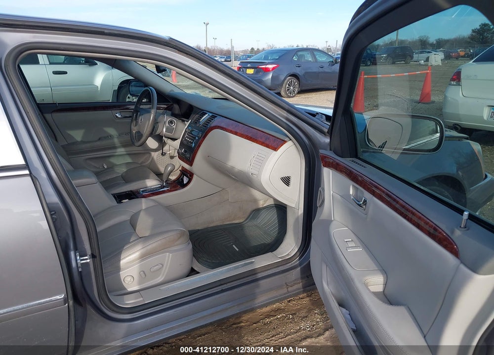2007 CADILLAC DTS VIN: 1G6KD57Y97U209944