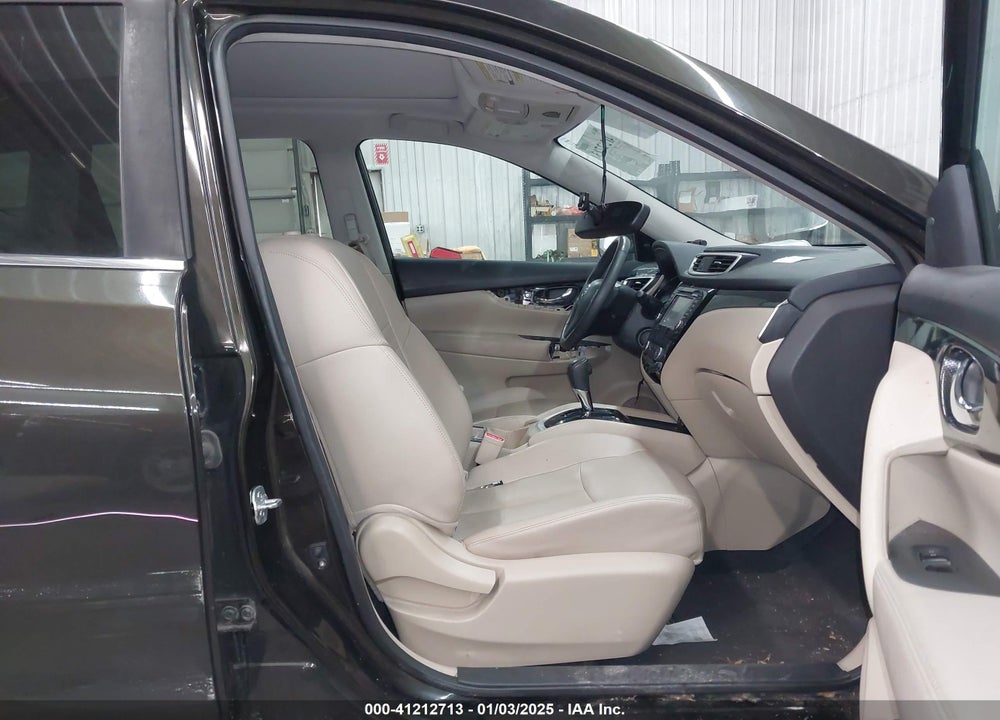 2016 NISSAN ROGUE SL VIN: 5N1AT2MV9GC758310