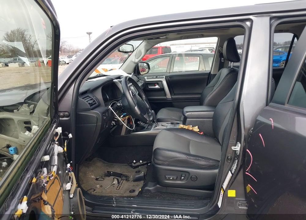 2014 TOYOTA 4RUNNER SR5 PREMIUM VIN: JTEBU5JR1E5191859