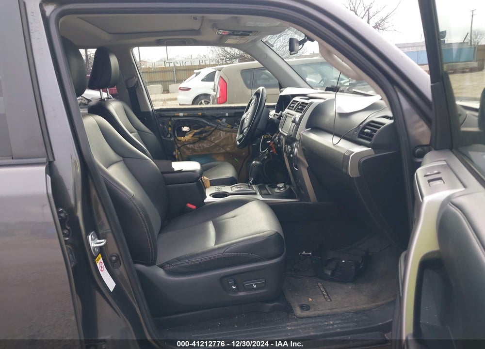 2014 TOYOTA 4RUNNER SR5 PREMIUM VIN: JTEBU5JR1E5191859