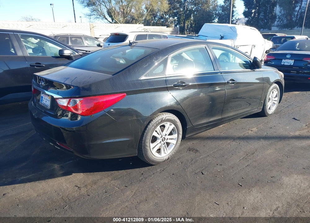 2013 HYUNDAI SONATA GLS VIN: 5NPEB4AC6DH728947