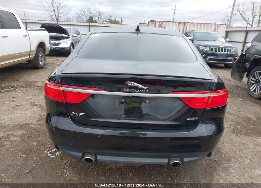 2016 JAGUAR XF VIN: SAJBF4BV8GCY09229