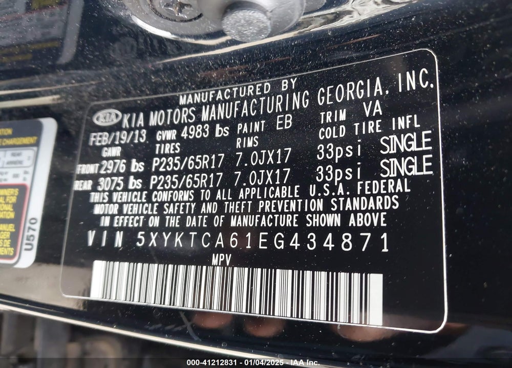 2014 KIA SORENTO LX VIN: 5XYKTCA61EG434871