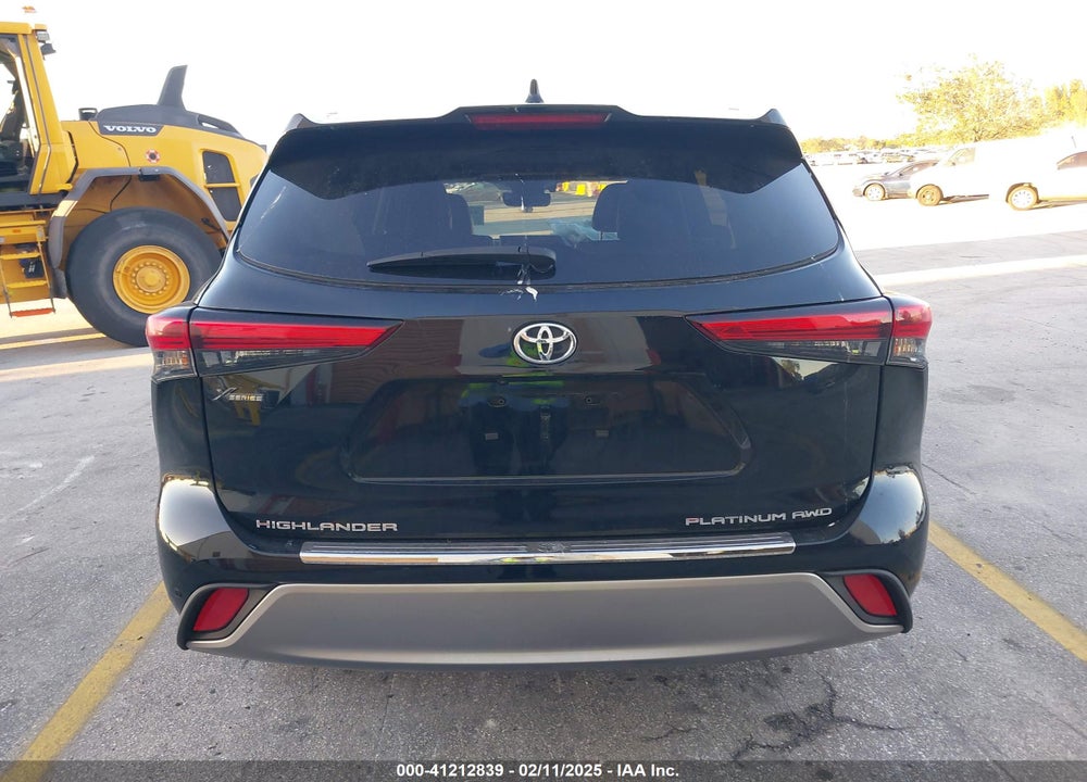 2022 TOYOTA HIGHLANDER VIN: 5TDFZRBH9NS239025