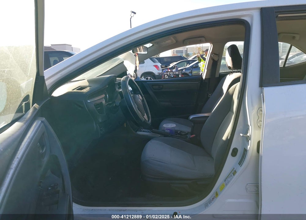 2015 TOYOTA COROLLA L VIN: 5YFBURHE8FP230112