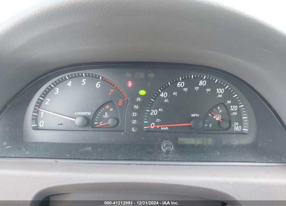2002 TOYOTA CAMRY LE VIN: 4T1BE32K42U513897