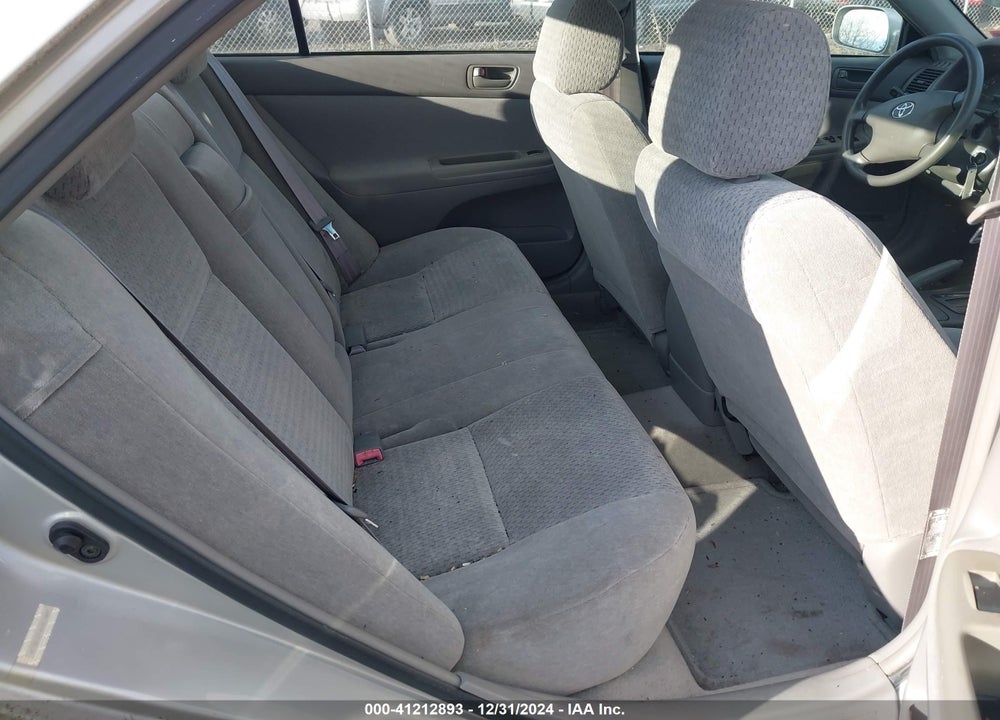 2002 TOYOTA CAMRY LE VIN: 4T1BE32K42U513897