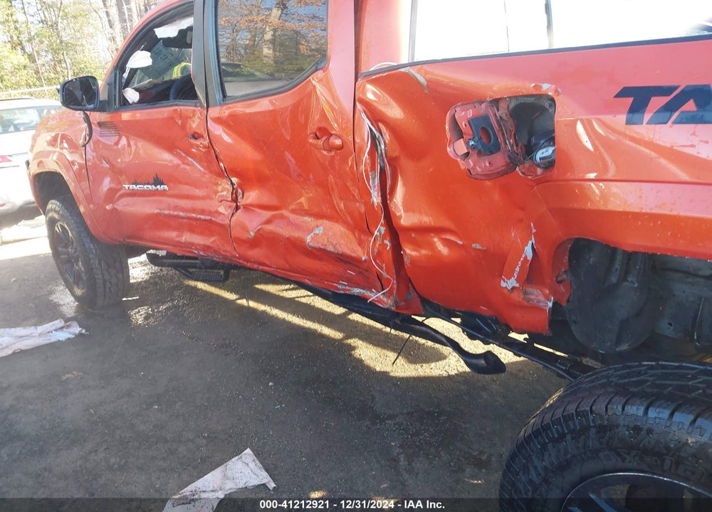 2016 TOYOTA TACOMA VIN: 5TFDZ5BN9GX008130