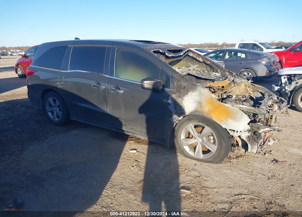 2018 HONDA ODYSSEY EX-L VIN: 5FNRL6H7XJB077710
