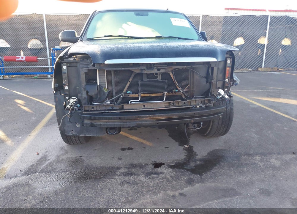 2007 GMC YUKON DENALI VIN: 1GKFK638X7J368607